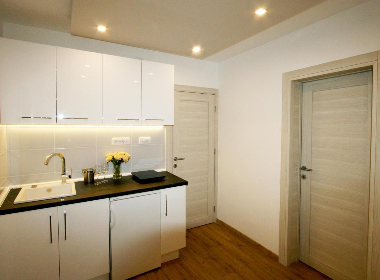 Apartment Jasmine 2 Belgrado Buitenkant foto